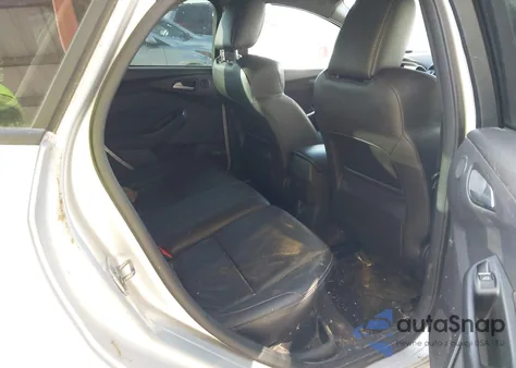 2014 Ford Focus St из США, поврежденный, VIN 1FADP3L98EL107110